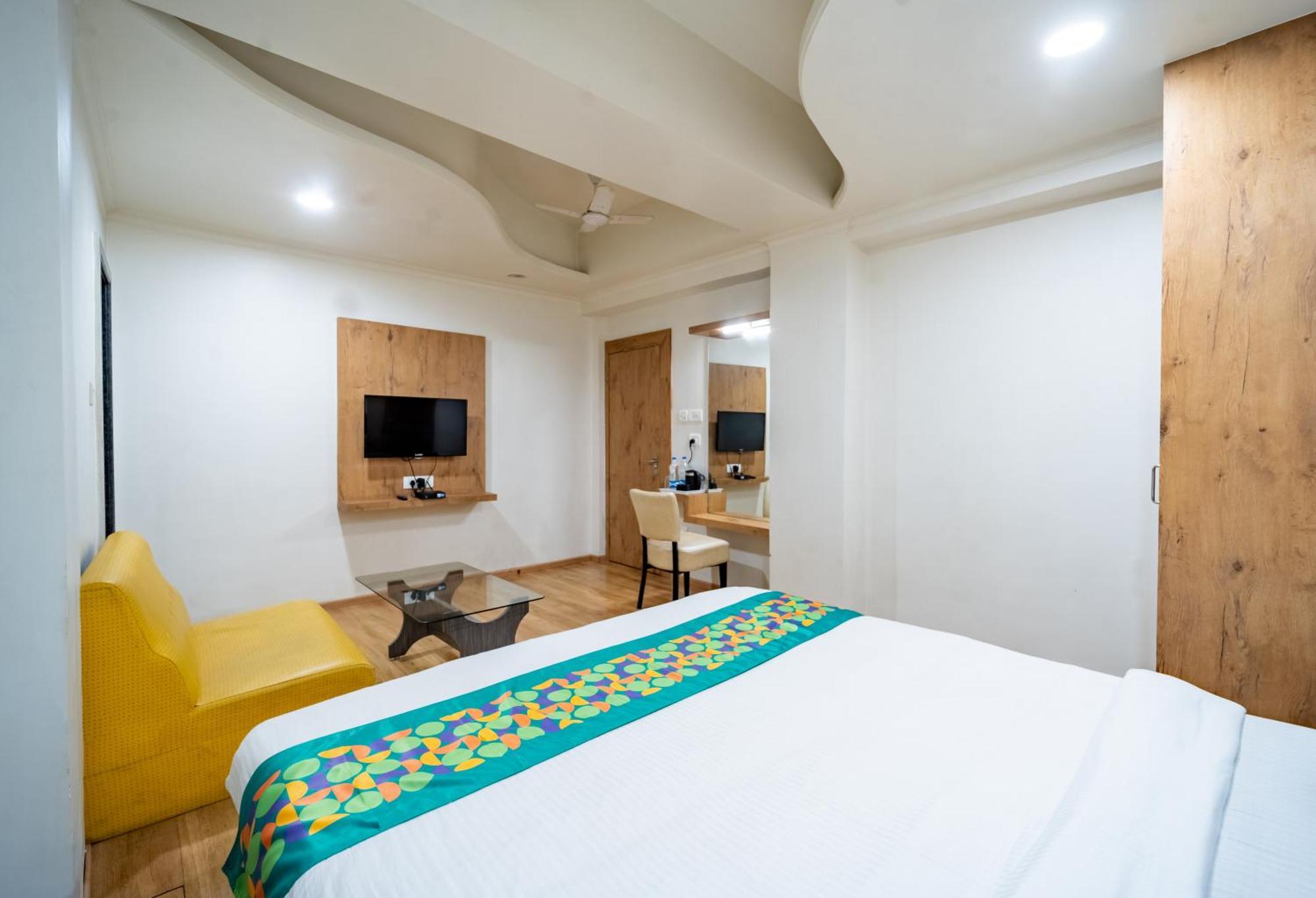 Hotel Treebo Kamal Regency à Bhopal Extérieur photo