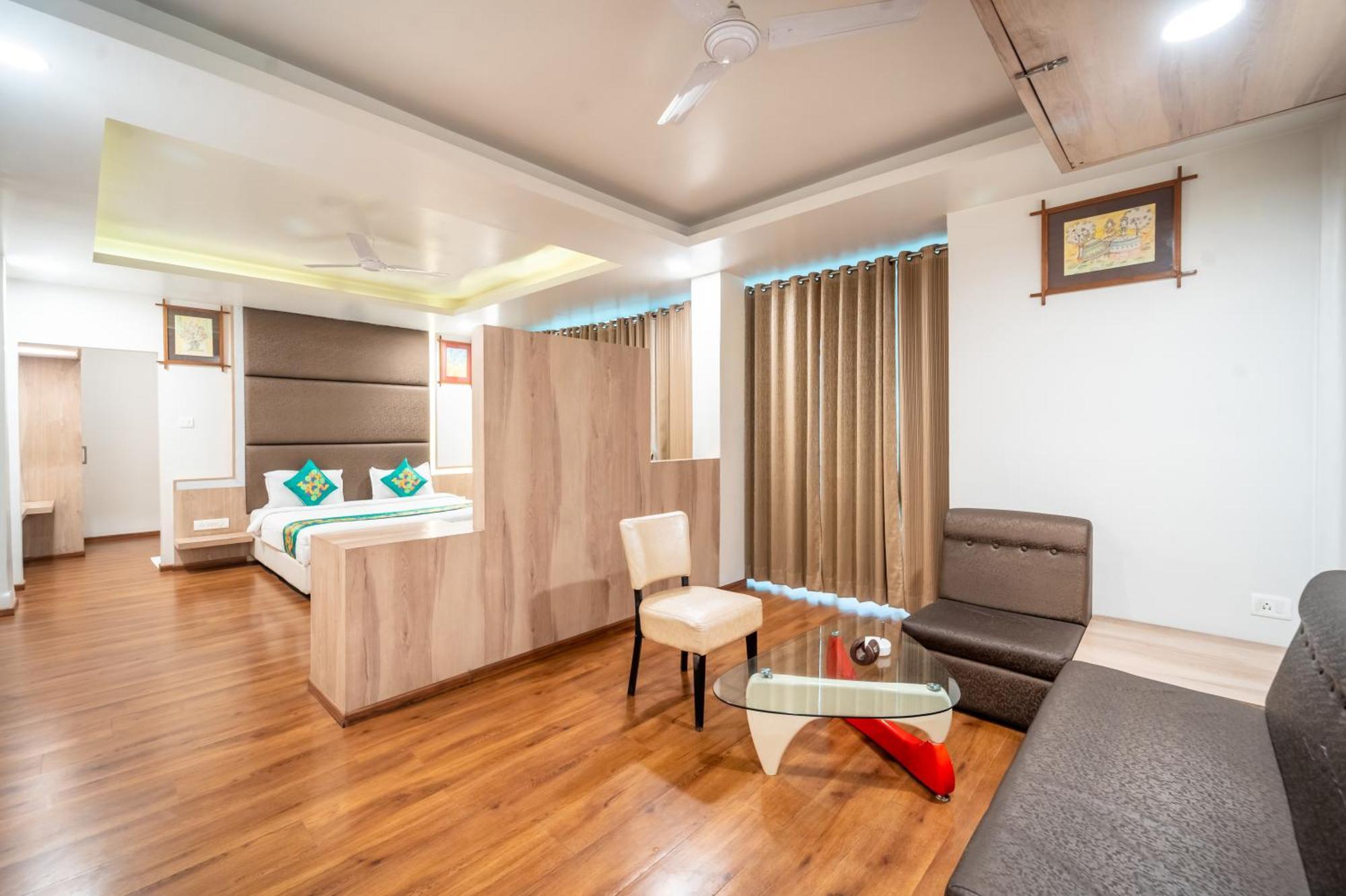 Hotel Treebo Kamal Regency à Bhopal Extérieur photo